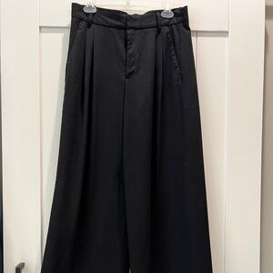 BR Black Wide Leg Pleated Pants (8 Petite)